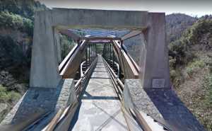 Il ponte sul fiume Lao