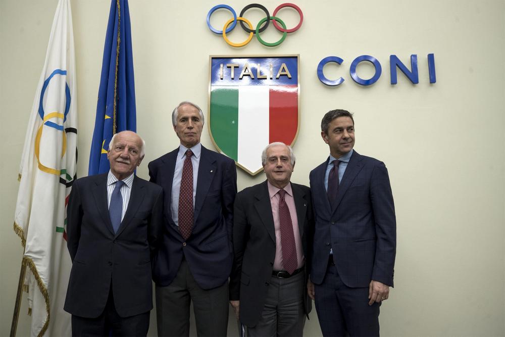 Da sinistra il sub commissario della Figc Angelo Clarizia, Giovanni Malagò, il nuovo commissario Roberto Fabbricini, e il vice Alessandro Costacurta - Coni