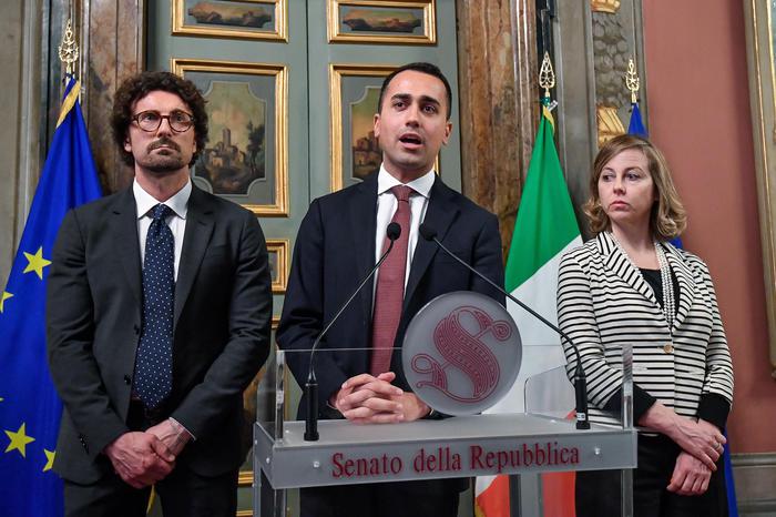 Luigi Di Maio, Danilo Toninelli e Giulia Grillo al termine delle consultazioni con la presidente Casellati