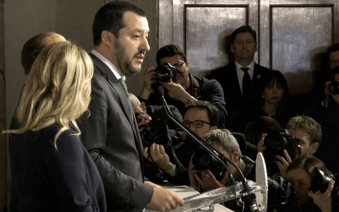Governo, Salvini avverte: basta liti o si vota