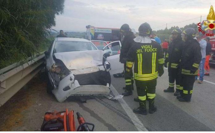 incidente frontale isola capo rizzuto incidente frontale isola capo rizzuto
