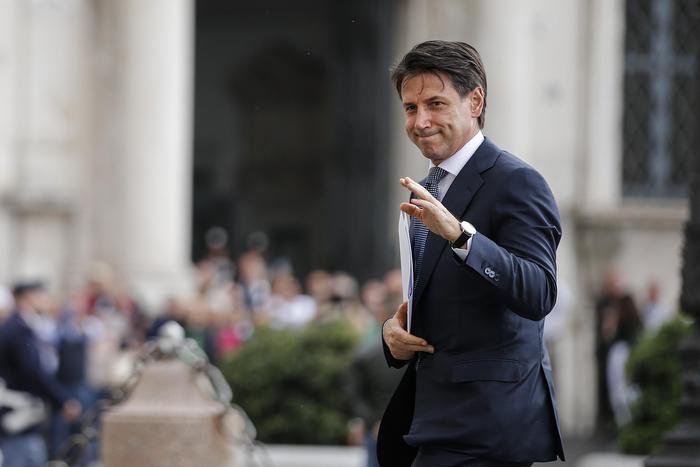 Giuseppe Conte al suo arrivo ieri al Palazzo del Quirinale