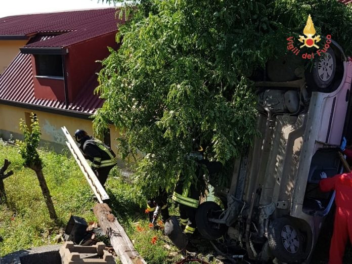 incidente auto catanzaro