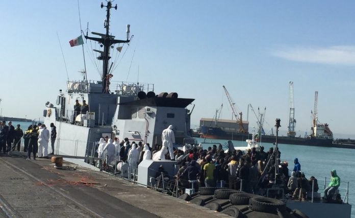 pattugliatore finanza migranti pattugliatore finanza migranti