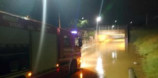 Temporale allaga sottopasso, uomo muore annegato