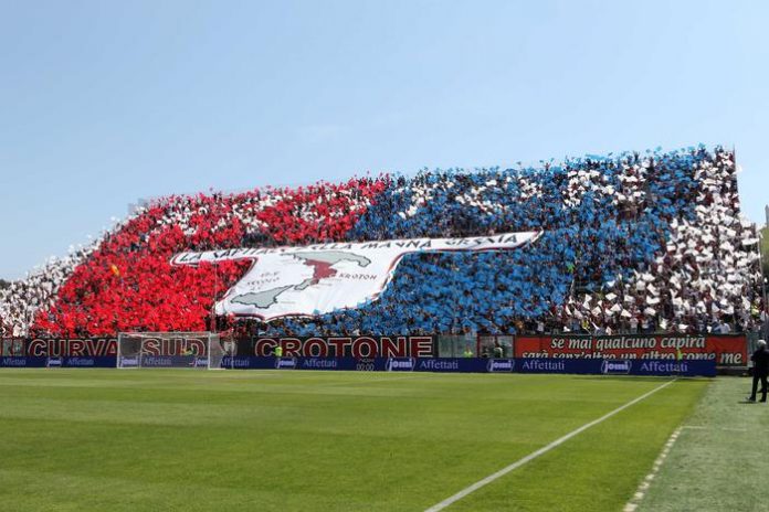 Tifosi del Crotone Tifosi del Crotone