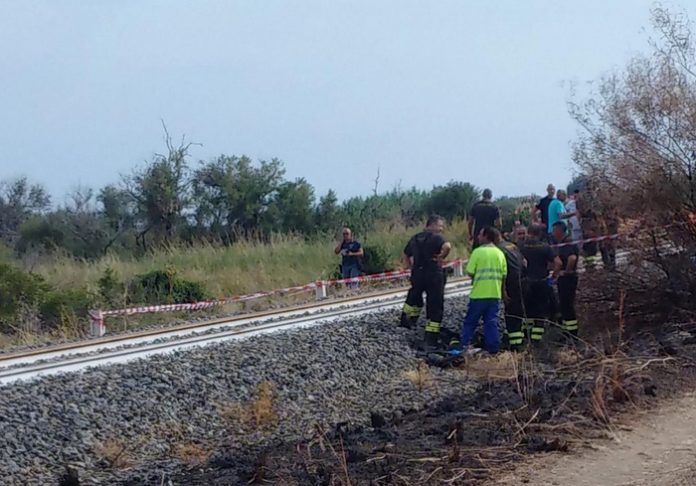 Treno investe famiglia, morti due bambini, grave madre