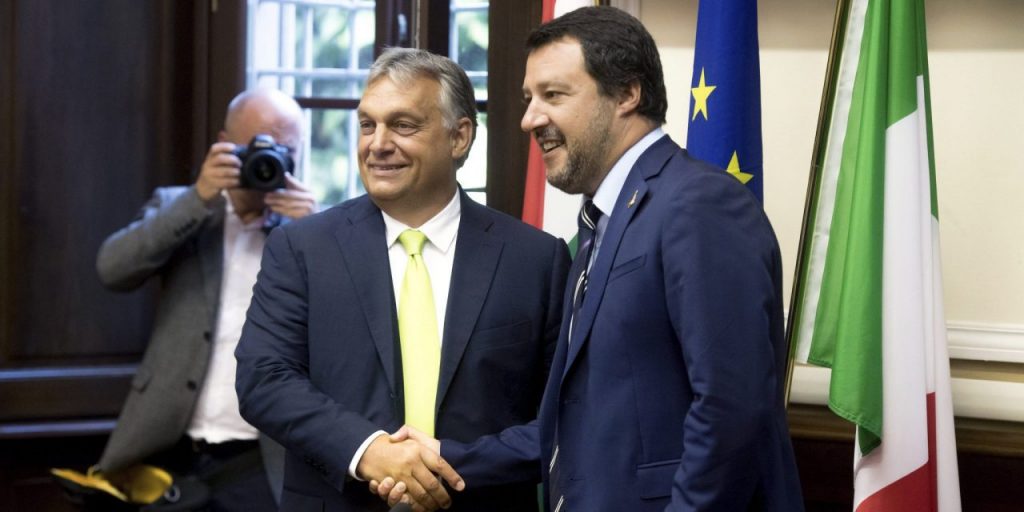 Orbán con Salvini 