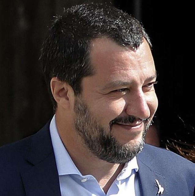 Legittima difesa, approvato ddl al Senato esulta Matteo Salvini 