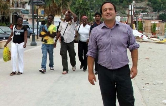 Mimmo Lucano migranti Riace Mimmo Lucano migranti Riace