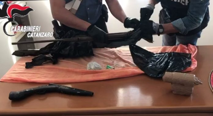 fucili lamezia I fucili e l'ordigno sequestrati a Lamezia