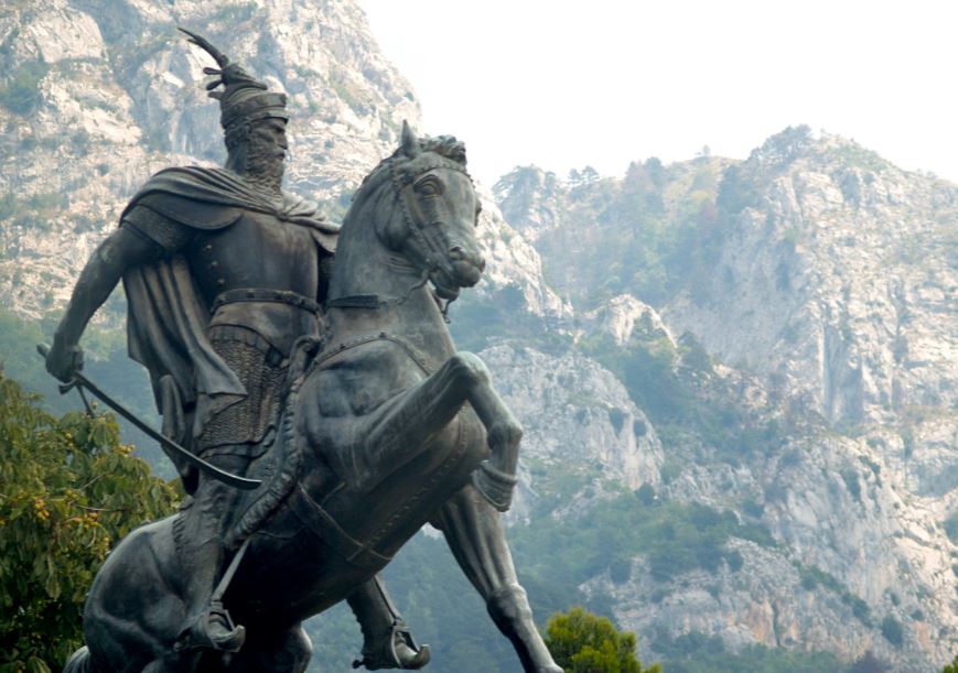 Mattarella in Calabria per celebrare Skanderbeg