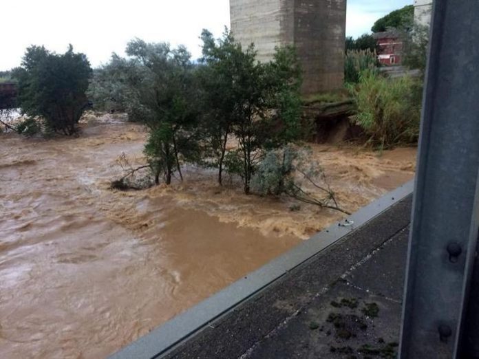Maltempo: osservato speciale pilone viadotto in torrente Alluvioni in Calabria