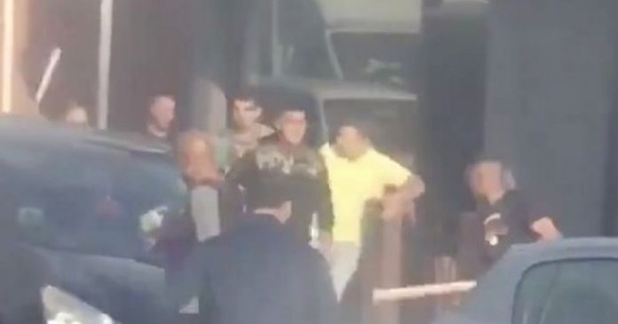 rissa tra giovani rissa tra giovani
