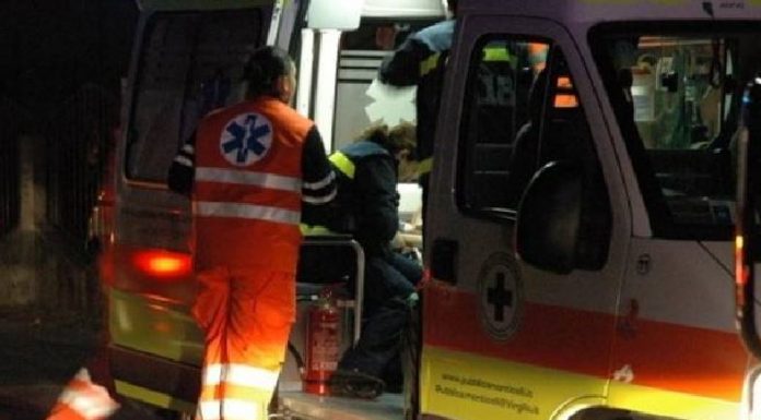 ambulanza notte