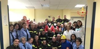 Babbo Natale dei Vigili del fuoco a Oncologia pediatrica