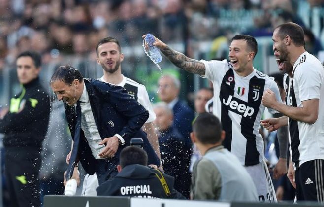 Calcio: Serie A; Juventus-Fiorentina, bianconeri campioni d'Italia