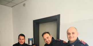 Rubano un motorino e compiono 2 furti. La Polizia recupera la refurtiva I Poliziotti di Reggio con una delle vittime