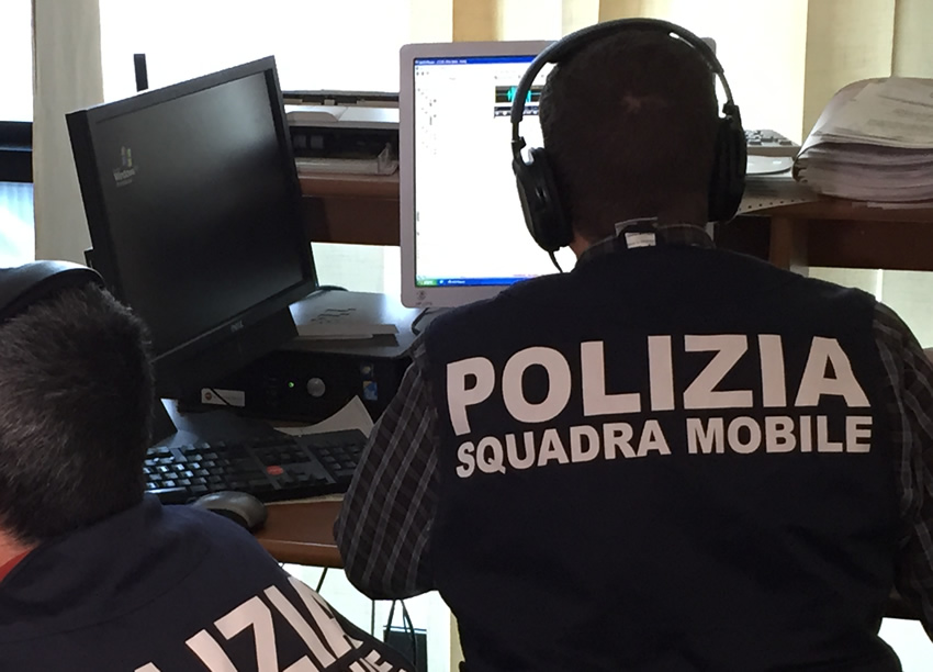 Violentavano ragazzine, catturata gang di bulli a Reggio Calabria