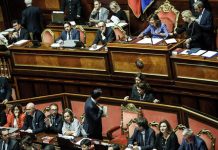 Conte alla prova del Senato, cori leghisti: “Traditore”
