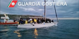 Ennesimo sbarco di migranti, in 48 a Crotone
