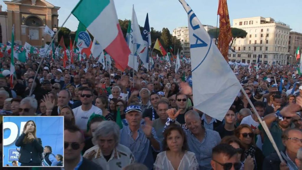 Risultato immagini per GIF animata, 19 ottobre 2019 piazza s. giovanni, roma