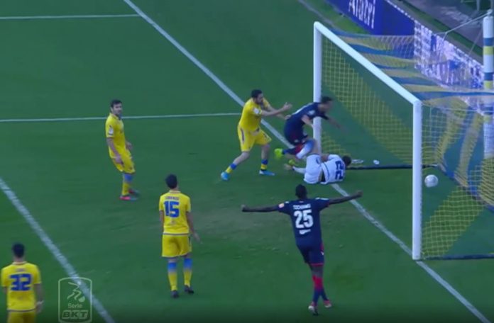 gol Crotone a Frosinone