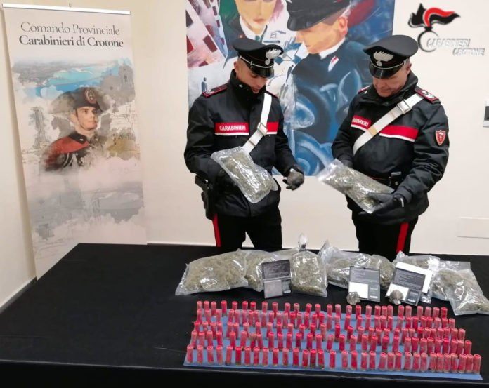 droga e armi liceo gravina