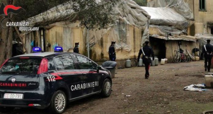 carabinieri baraccopoli taurianova