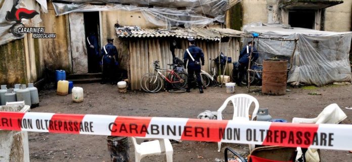 carabinieri baraccopoli taurianova