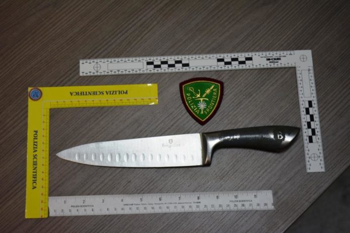 coltello aeroporto rc