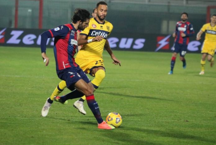 Crotone Parma 2-1