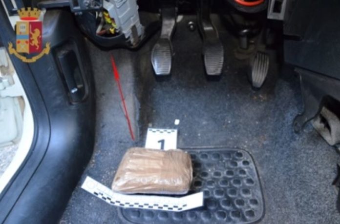 Eroina arresti catanzaro