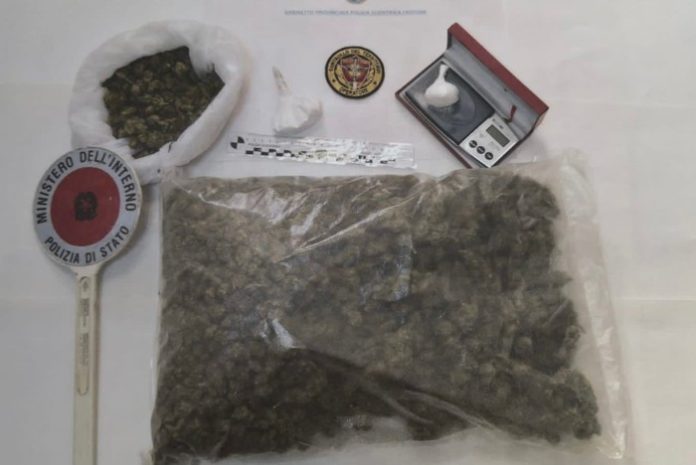 droga crotone12