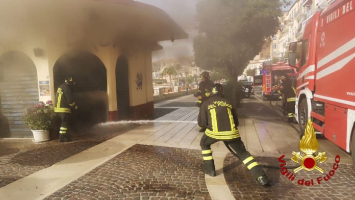 incendio lido crotone (3)