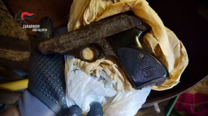 pistola clandestina vv