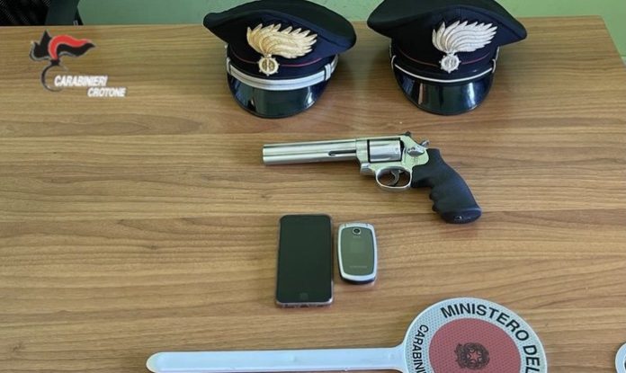 pistola clandestina67