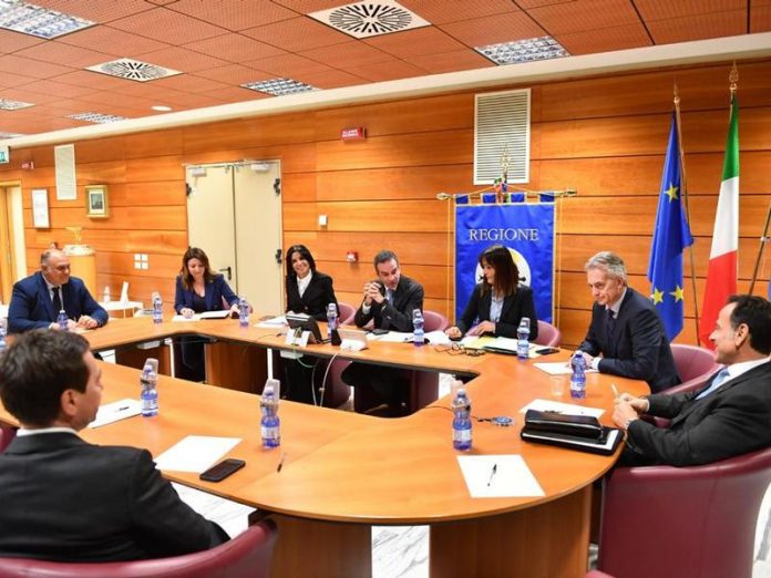 riunione nuova giunta Occhiuto