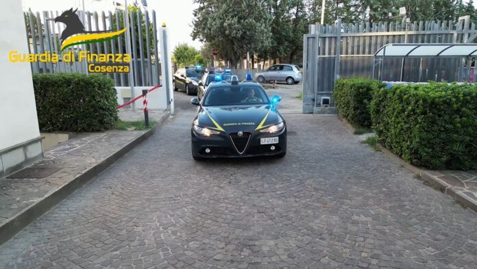 Guardia di finanza Cosenza_3gt