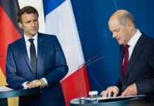 Europee, Mosca: “Macron e Scholz una vergogna, si ritirino nella pattumiera della Storia”