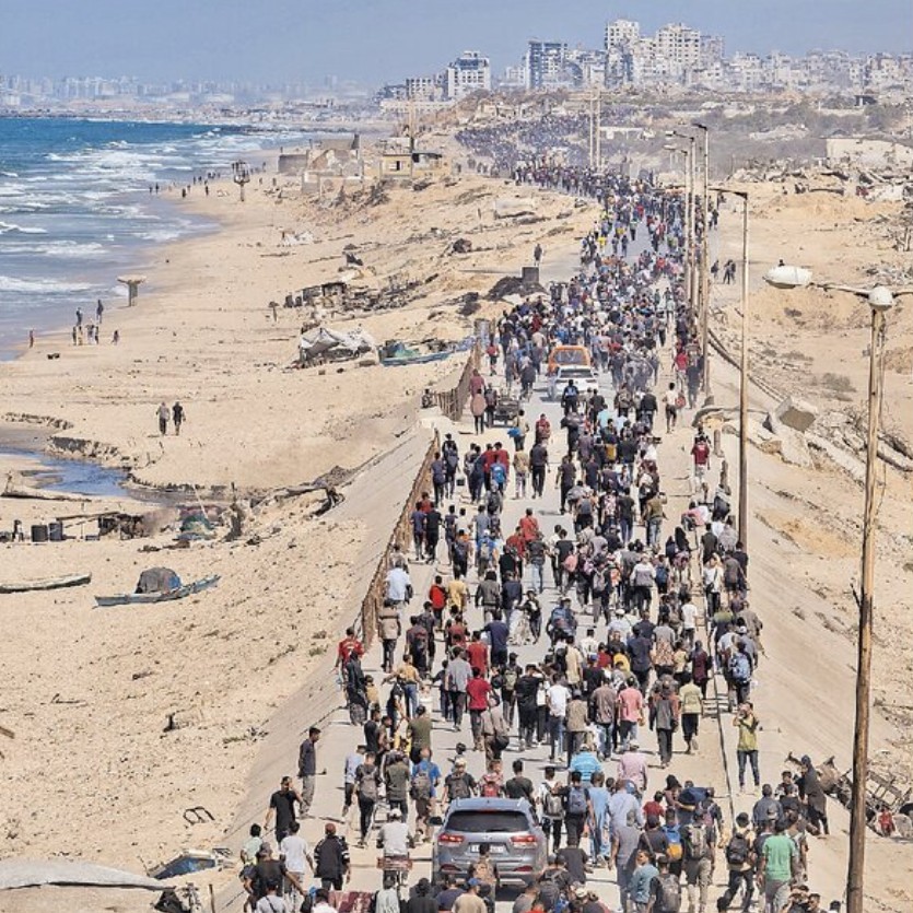 ritorno palestinesi a Gaza City dopo pace con israele