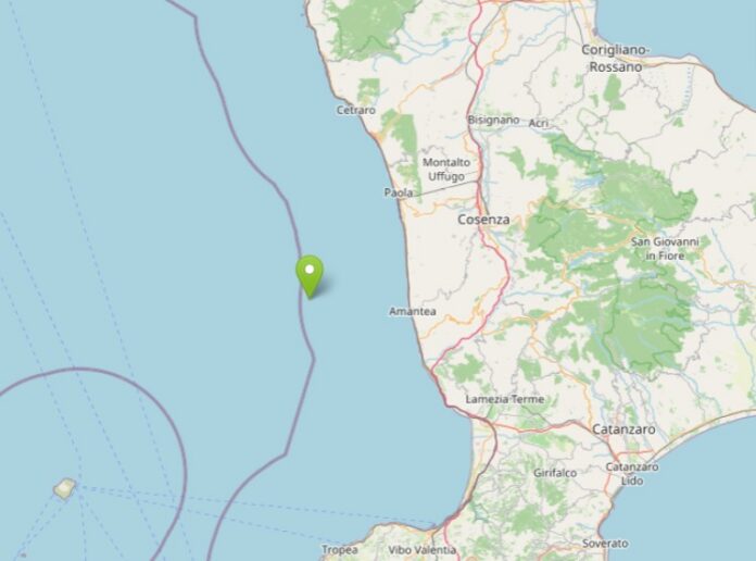 terremoto cosenza 2 giugno 2026 M 6.2