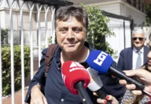 Caso Ranucci: sequestrati a Lavitola manoscritti, cellulari e pendrive. Spunta un sondaggio