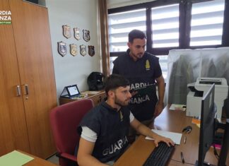 Portano società in bancarotta e lo svuotano del patrimonio, arrestati 2 imprenditori