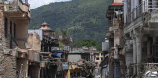 Alluvione Nepal, almeno 362 morti e oltre 1.400 dispersi. “Italiani irreperibili”