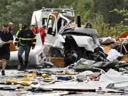 Terribile frontale tra bus turistico e camper tra Umbria e Lazio, 6 morti e 30 feriti