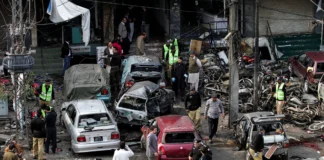 Attentato in Pakistan contro posti di blocco, 11 morti e trenta feriti