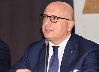 Chiesto l’arresto dell’ex vicepresidente della Regione Sicilia: “Corruzione”. Perquisizioni