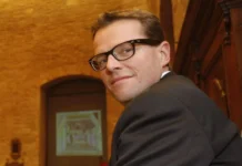 Morte David Rossi, relazione Ris: “C’erano una o più persone all’ingresso del vicolo”