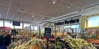 Protesta Tir, blocchi sospesi e frutta e verdura tornano nei supermercati